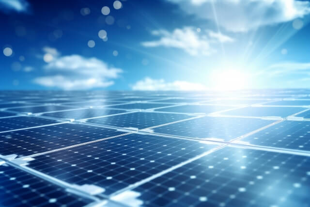 太陽光発電技術の進化と効率向上をイメージできる写真